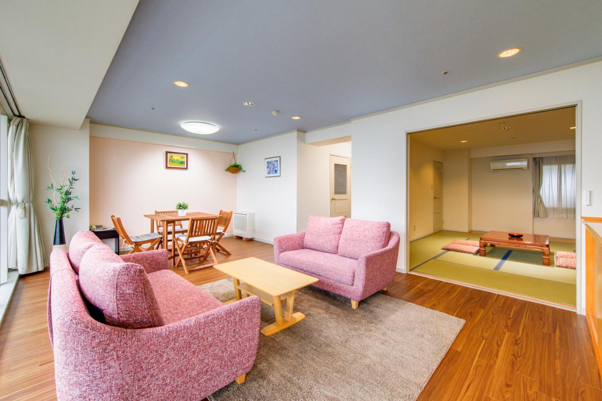 Hotel Maholova Minds 3*