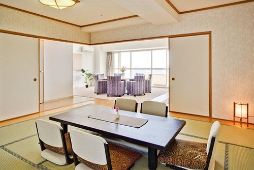 Hotel Maholova Minds